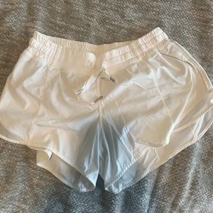 Lululemon Hotty Hot Shorts 4 inch